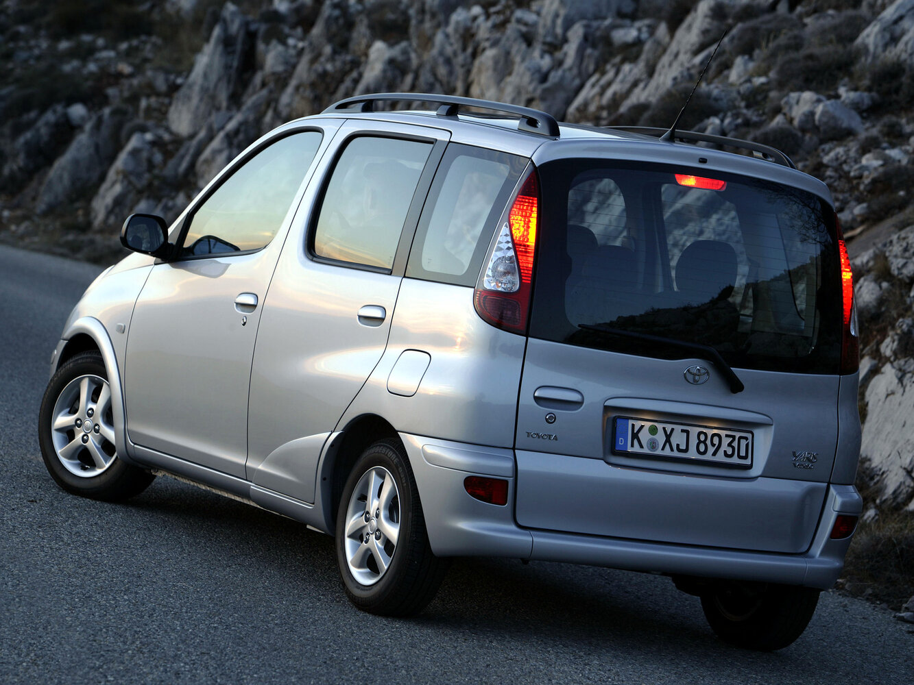 Toyota Yaris Verso, 2006, фото 4
