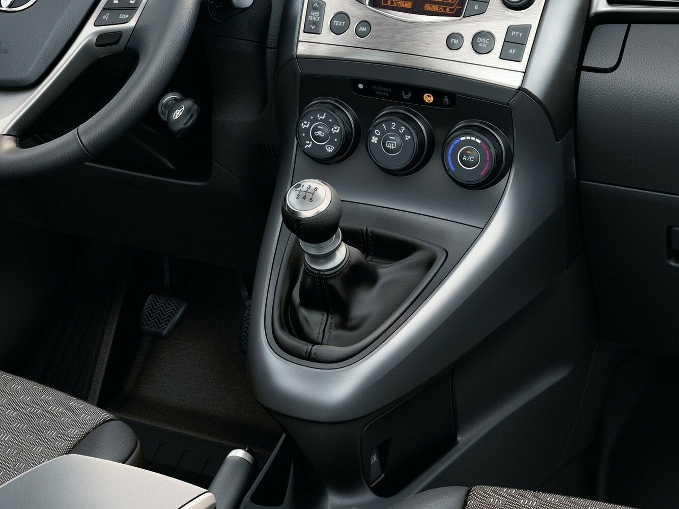 Toyota Verso I, 2010, фото 12