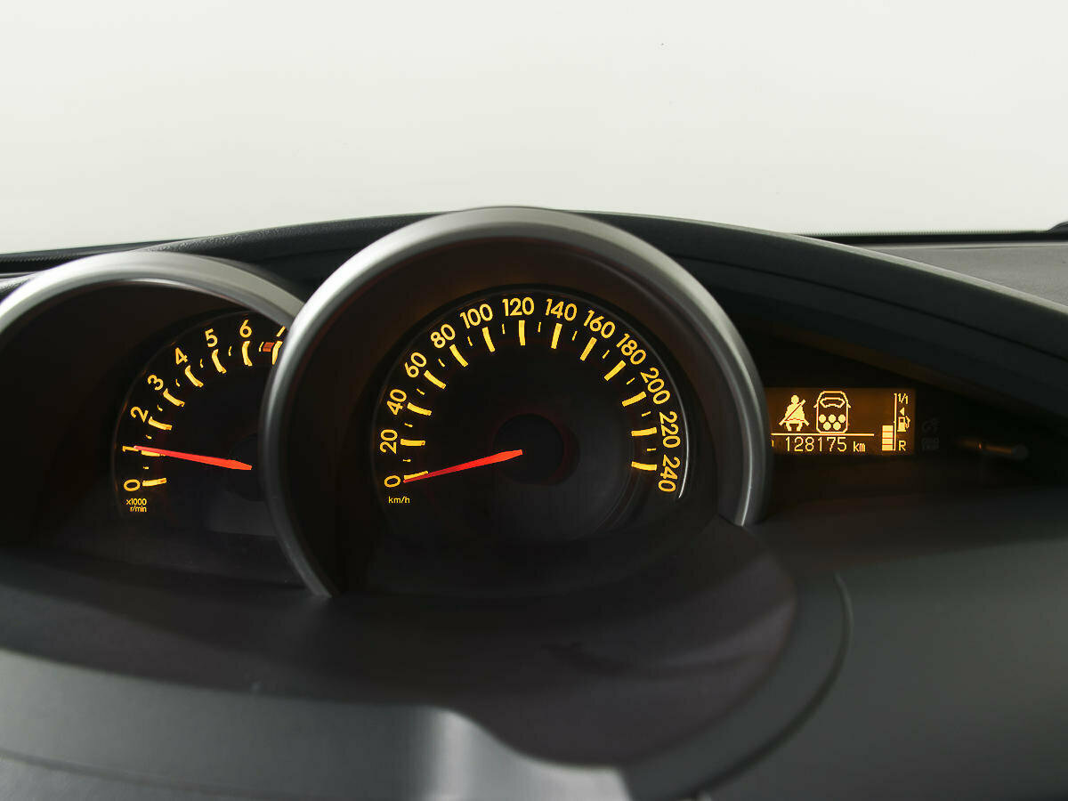 Toyota Verso I, 2010, фото 17