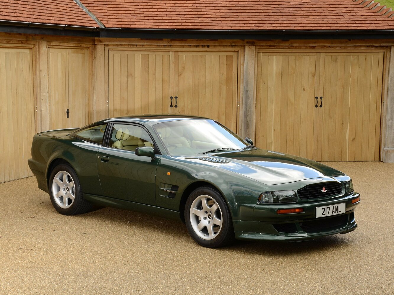 Aston Martin V8 Vantage II, 1997, фото 2