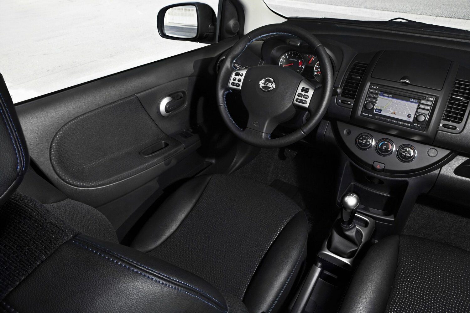 Nissan Note I Рестайлинг, 2012, фото 8