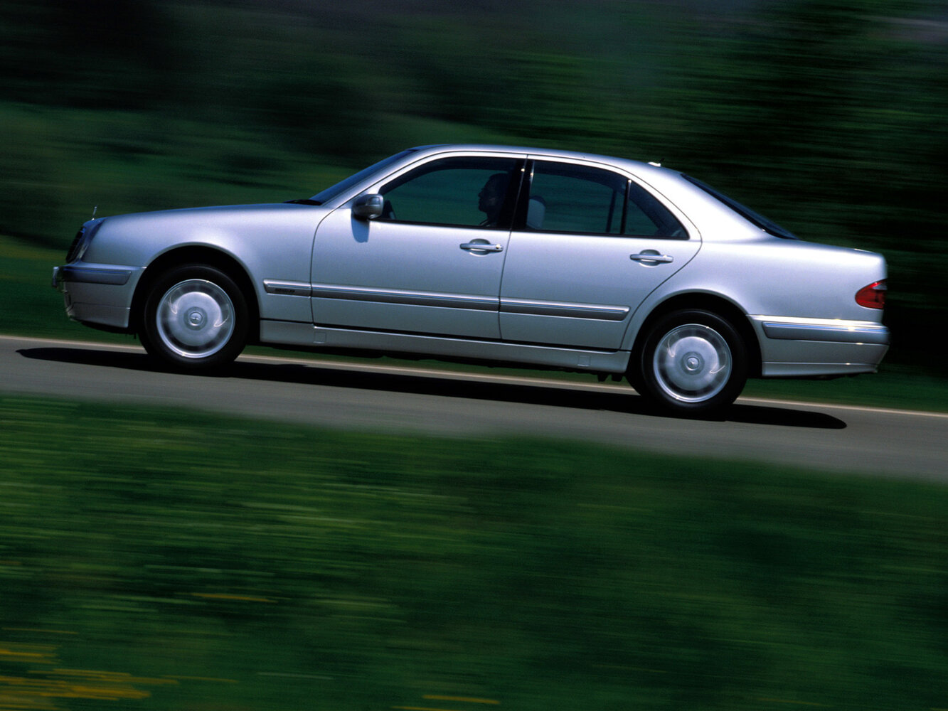 Mercedes-Benz E-Класс II (W210, S210) Рестайлинг, 2003, фото 5
