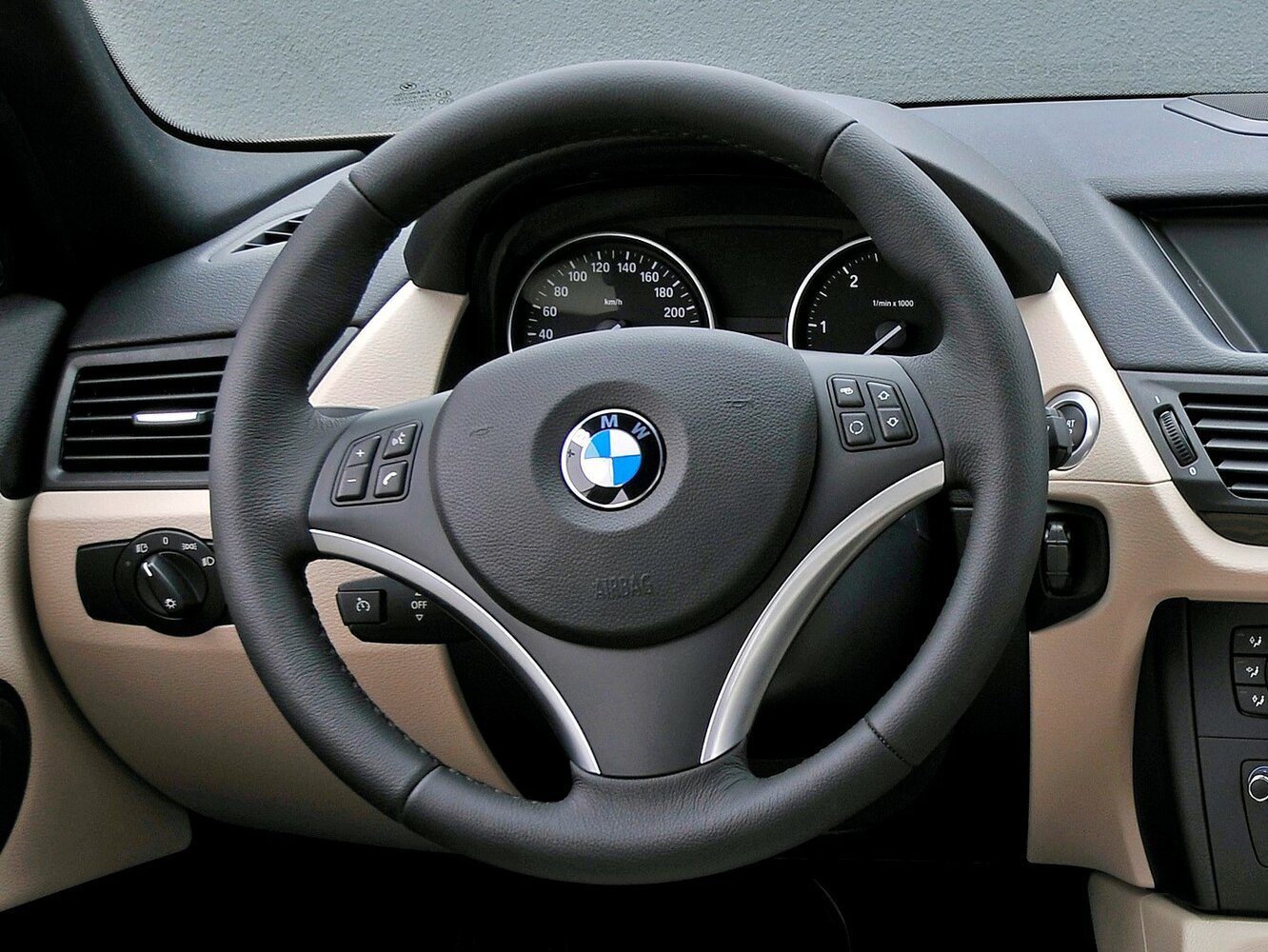 BMW X1 I (E84), 2012, фото 19