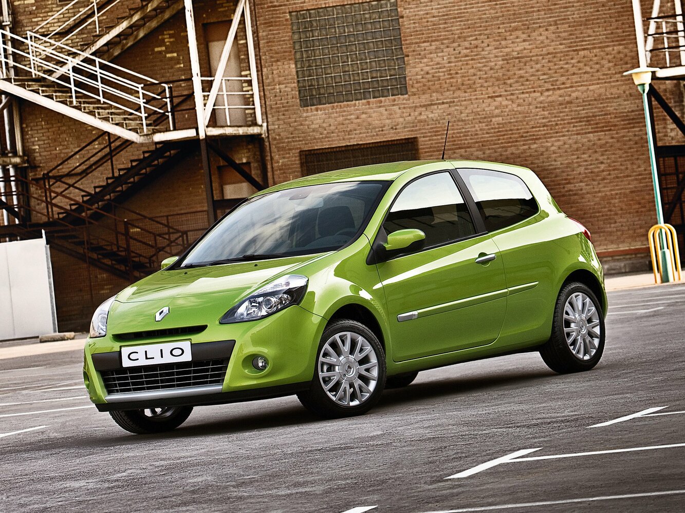 Renault Clio III Рестайлинг, 2011, фото 4