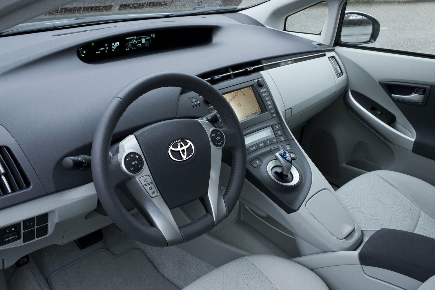 Toyota Prius III (XW30), 2010, фото 19