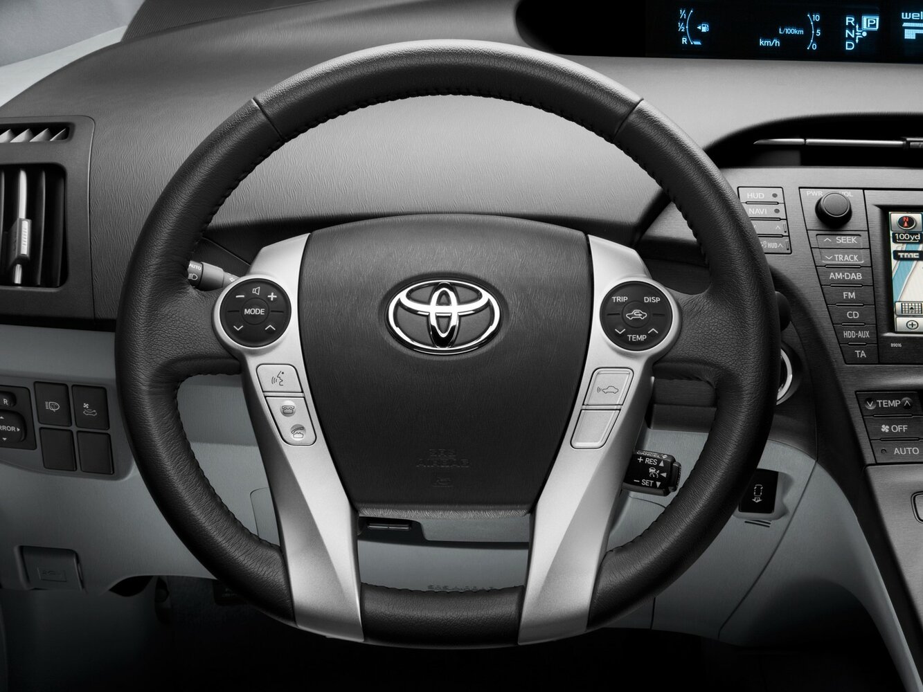 Toyota Prius III (XW30), 2010, фото 6