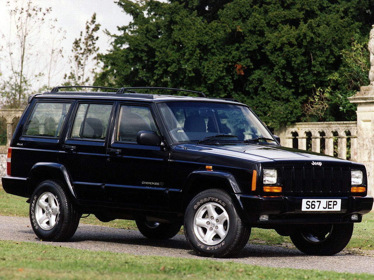 Jeep Cherokee II (XJ) Рестайлинг, 2000, фото 7