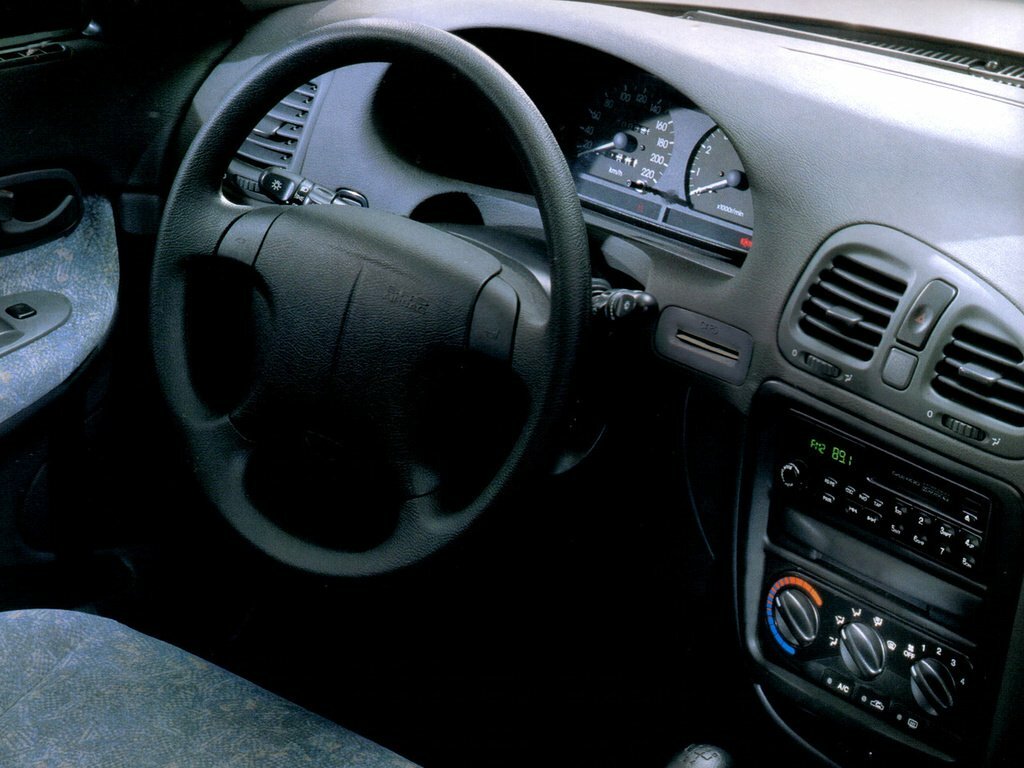 Daewoo Nubira I, 1997, фото 3