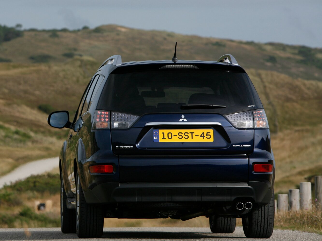 Mitsubishi Outlander II Рестайлинг, 2011, фото 2