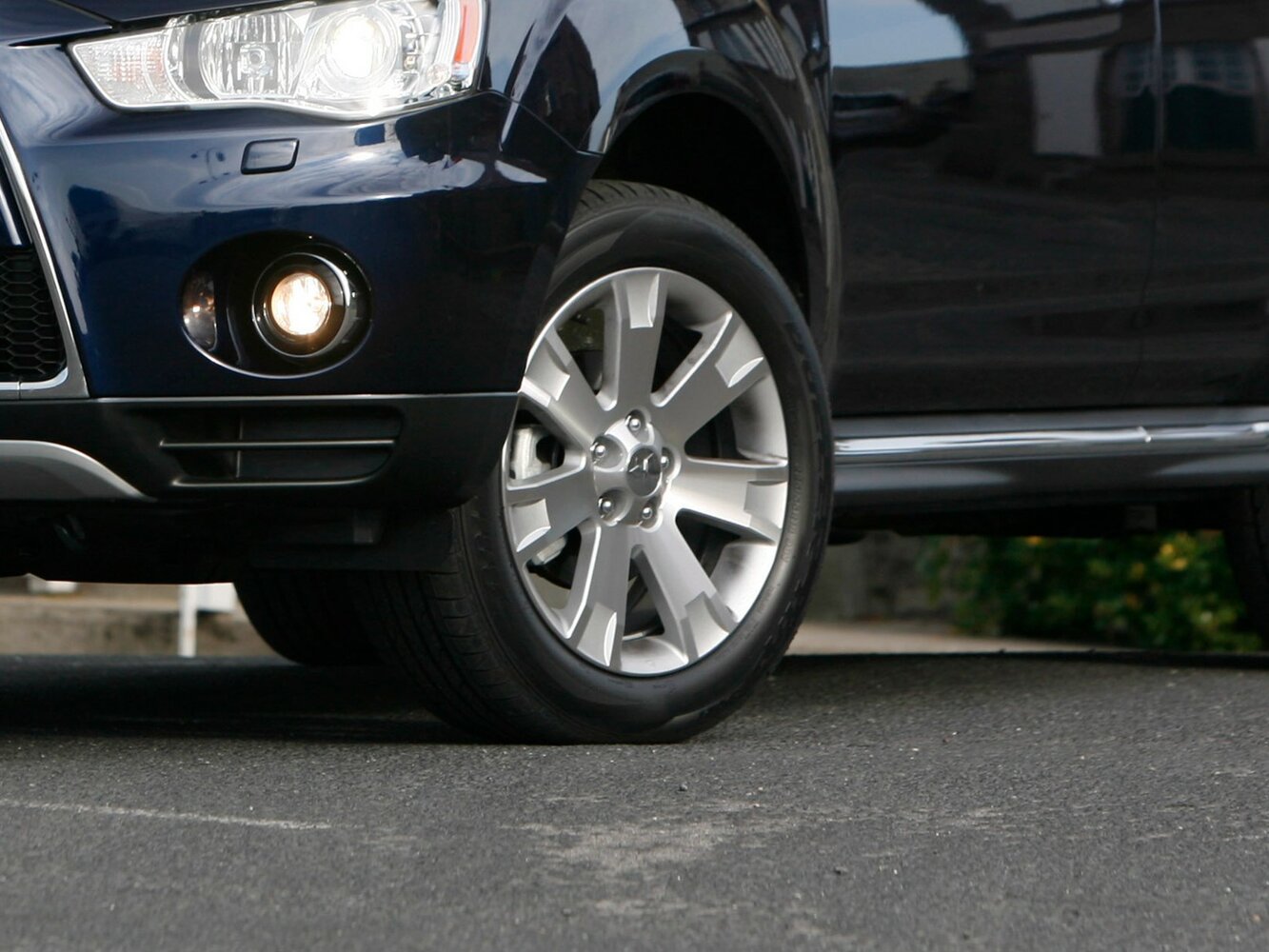 Mitsubishi Outlander II Рестайлинг, 2011, фото 4