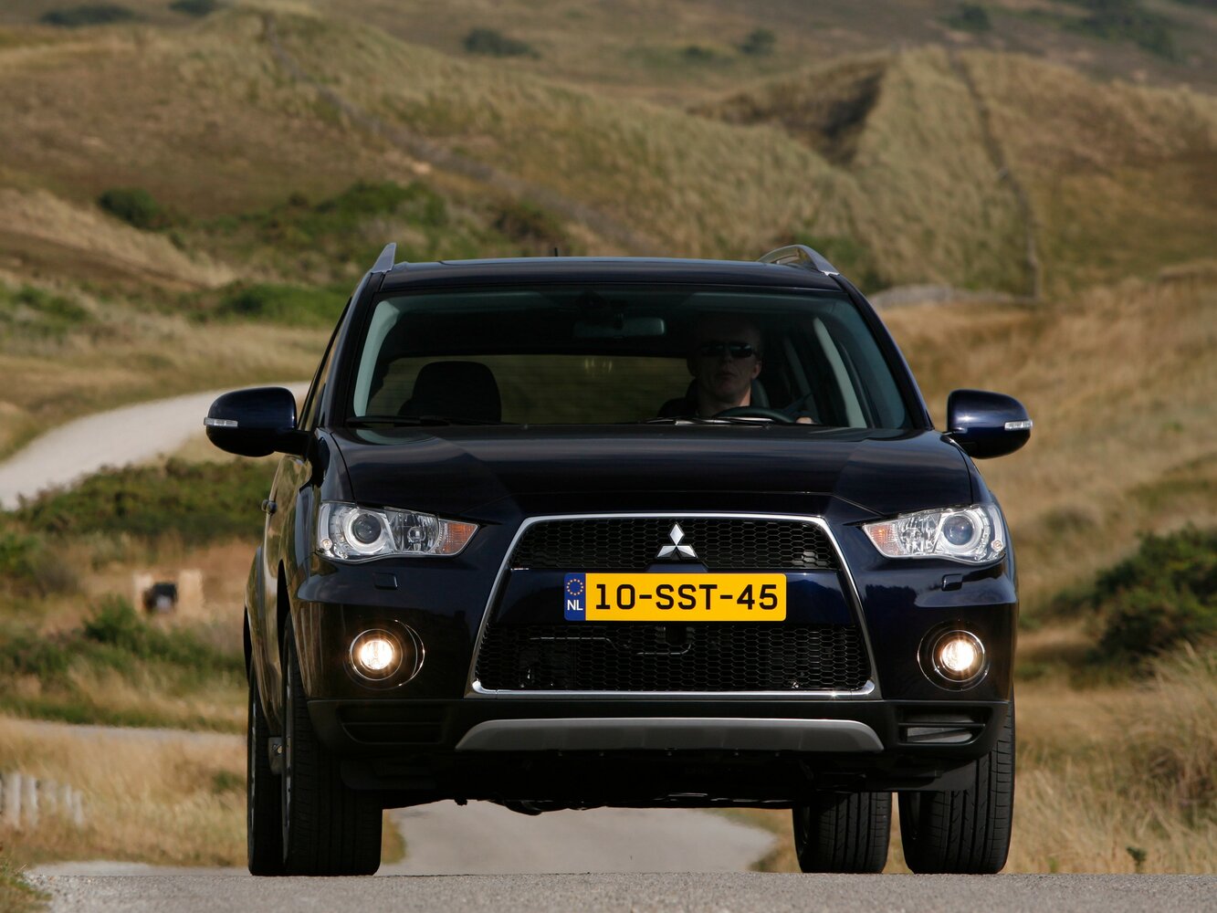 Mitsubishi Outlander II Рестайлинг, 2011, фото 3