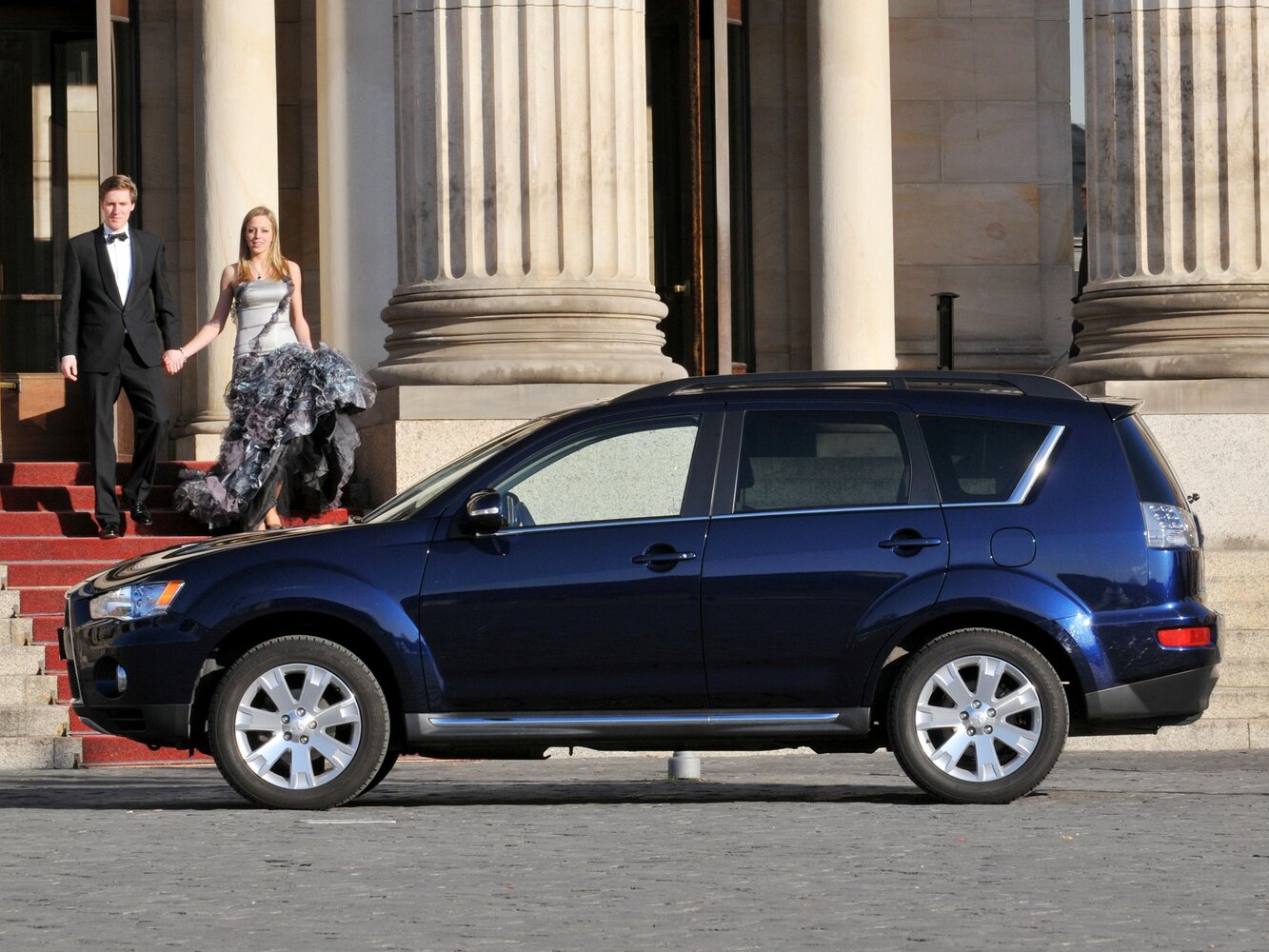 Mitsubishi Outlander II Рестайлинг, 2011, фото 15
