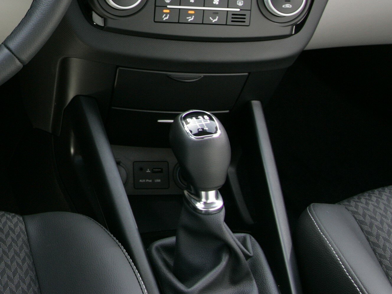 Kia Ceed I Рестайлинг, 2010, фото 10