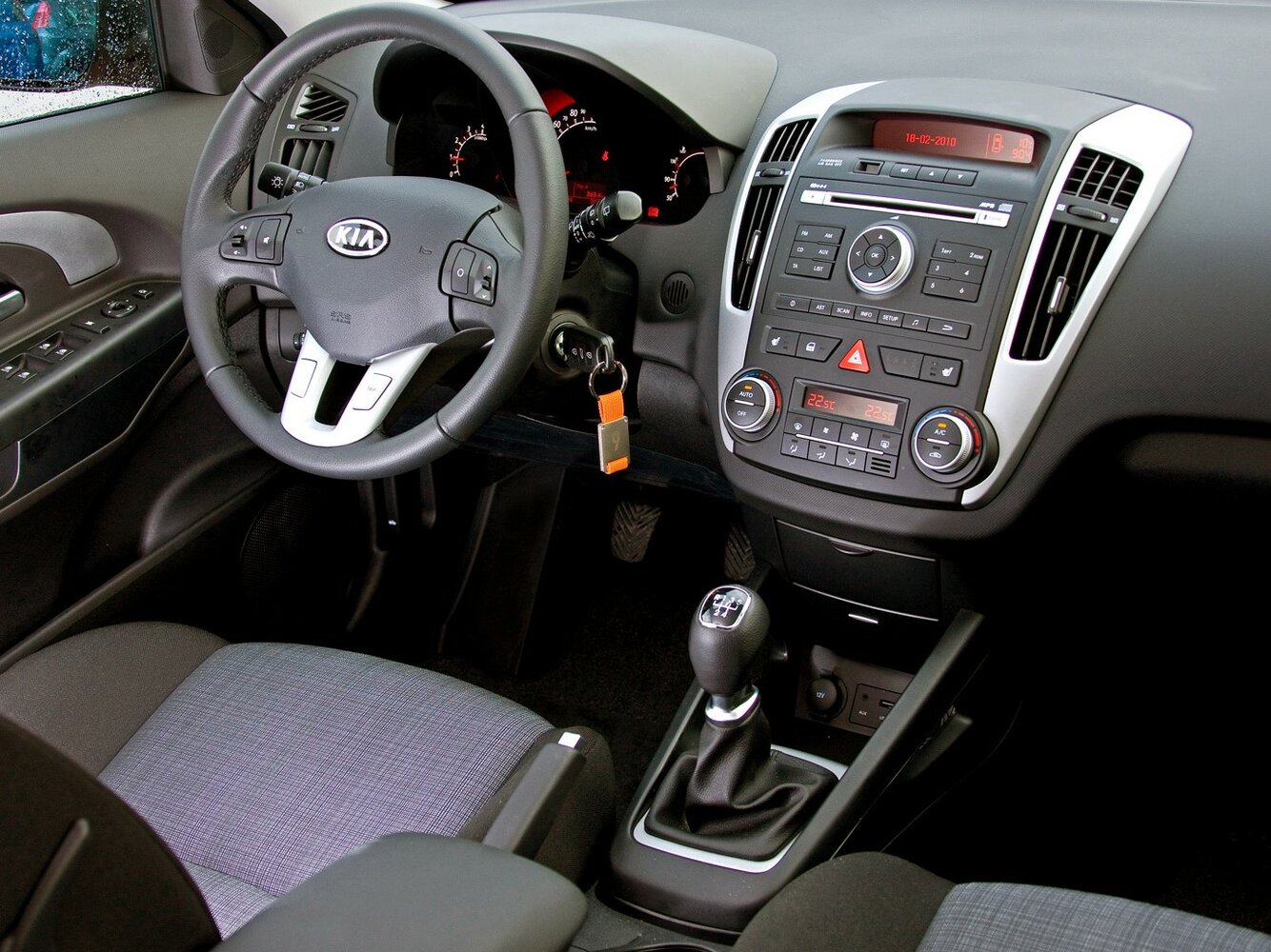 Kia Ceed I Рестайлинг, 2010, фото 17