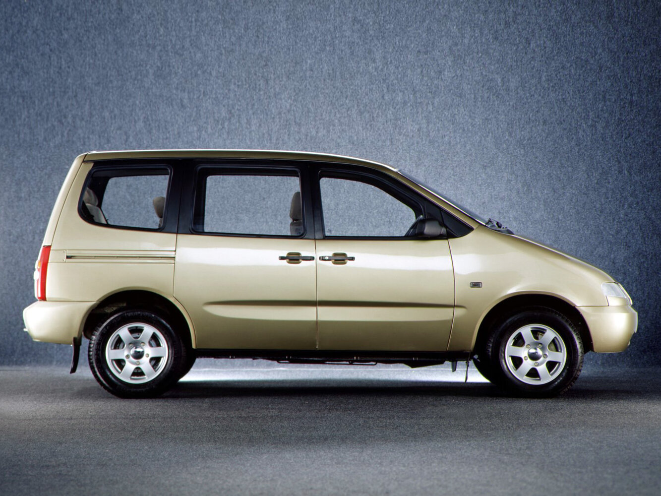 Lada (ВАЗ) 2120 Надежда I, 2005, фото 1