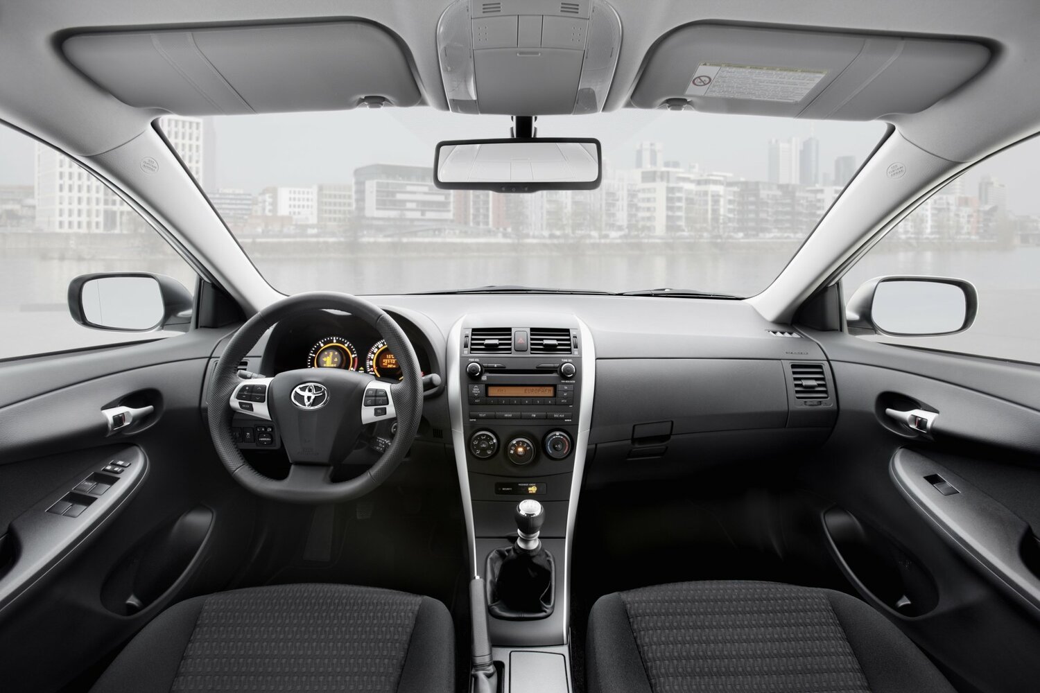 Toyota Corolla X (E140, E150) Рестайлинг, 2010, фото 2
