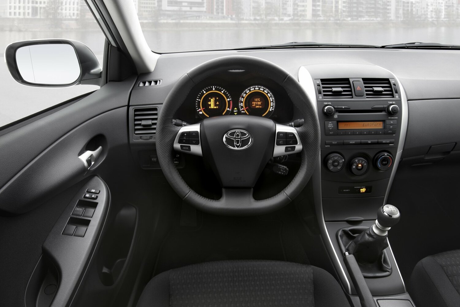 Toyota Corolla X (E140, E150) Рестайлинг, 2010, фото 11