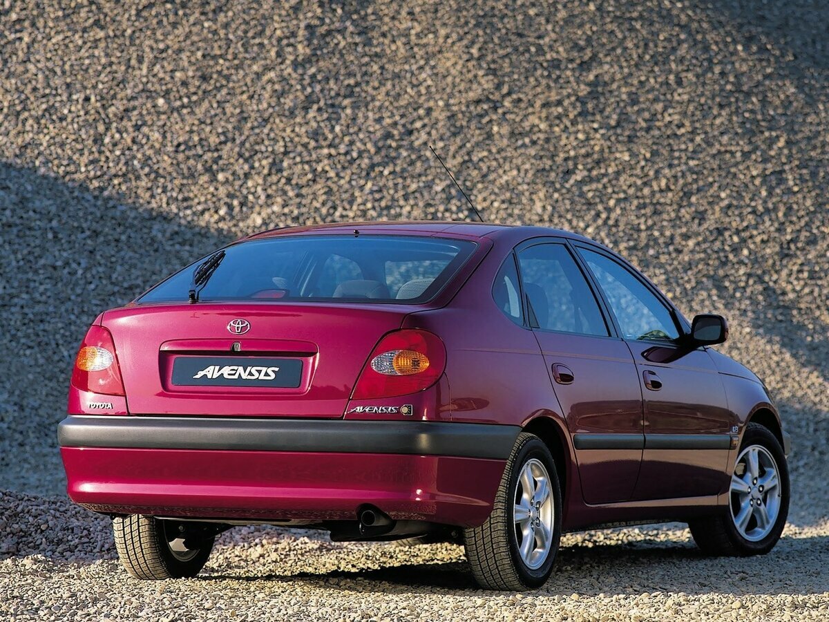 Toyota Avensis I Рестайлинг, 2003, фото 5