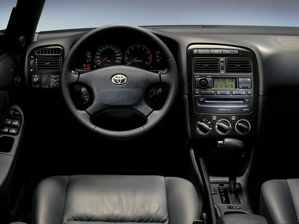 Toyota Avensis I Рестайлинг, 2003, фото 6