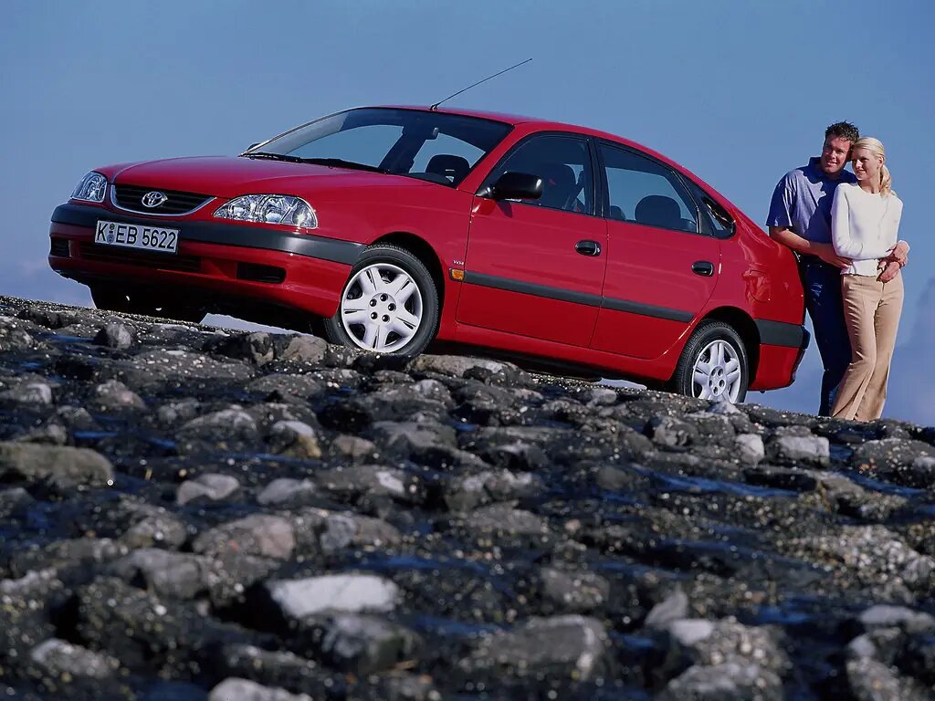Toyota Avensis I Рестайлинг, 2003, фото 7