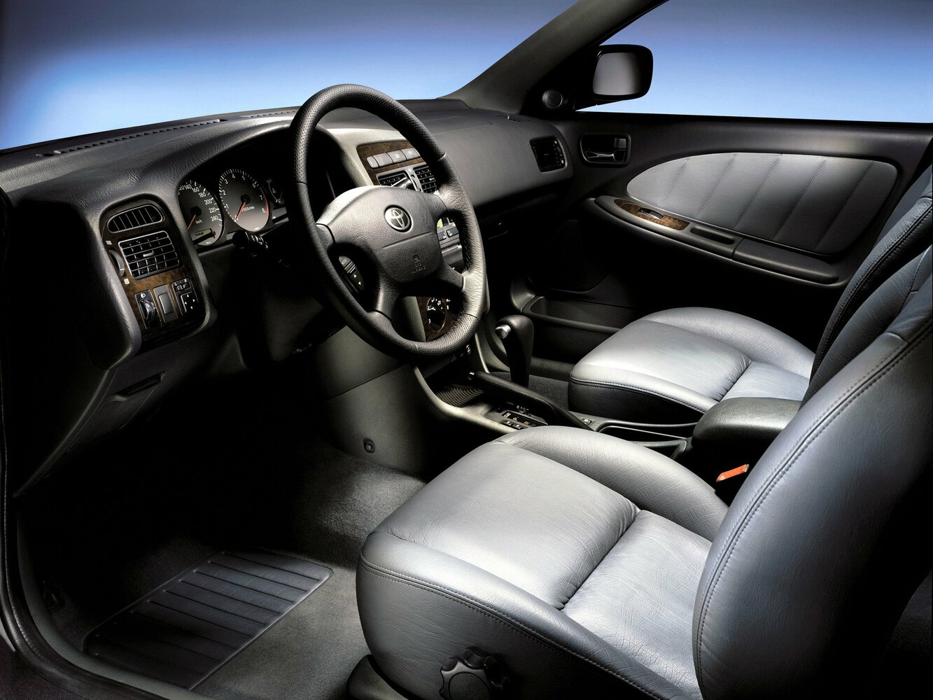 Toyota Avensis I Рестайлинг, 2000, фото 2