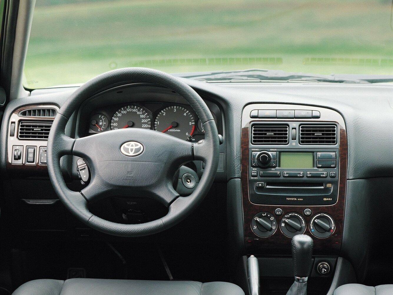 Toyota Avensis I Рестайлинг, 2001, фото 2