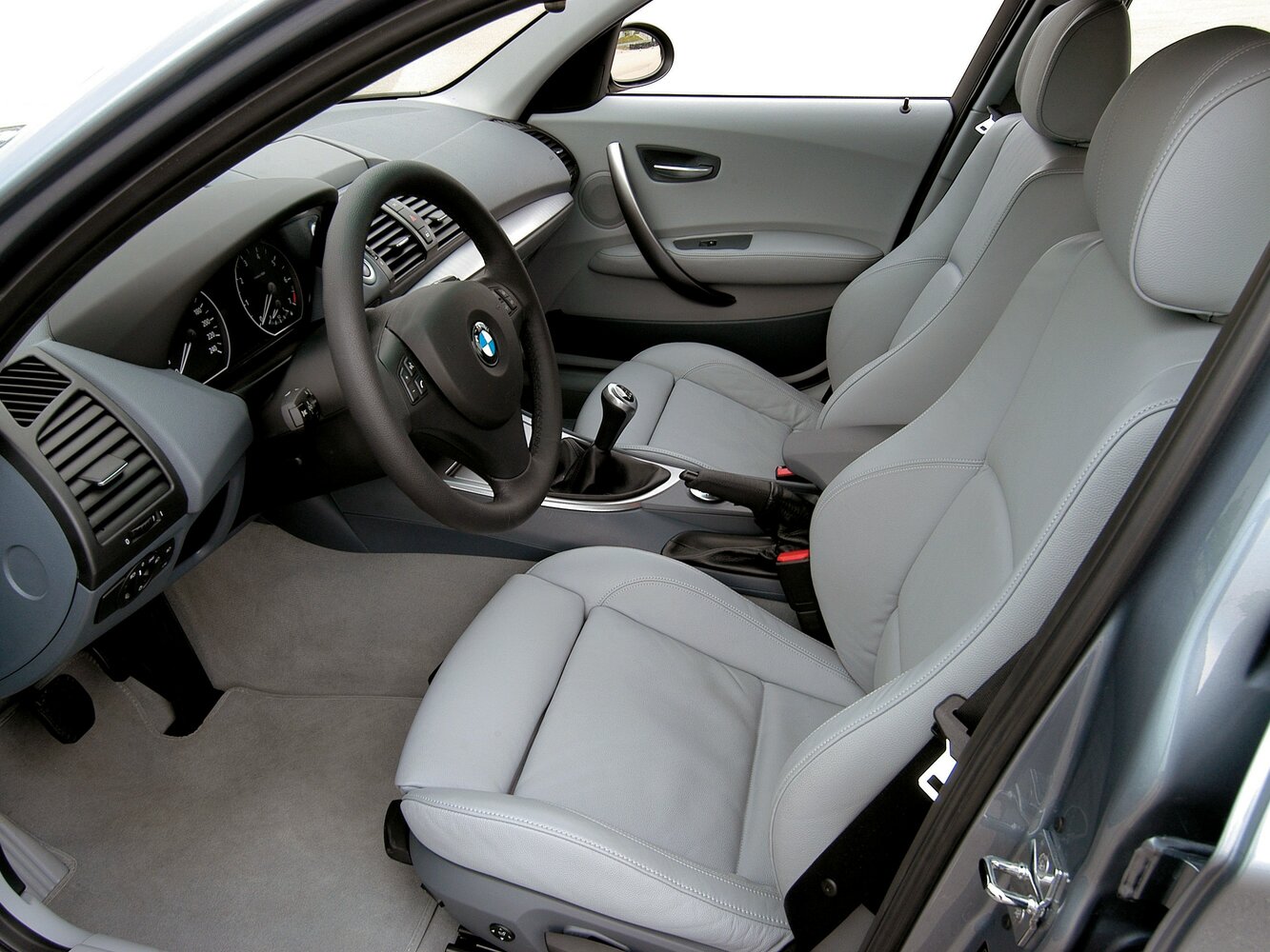BMW 1 series I (E81/E82/E87/E88), 2004, фото 12