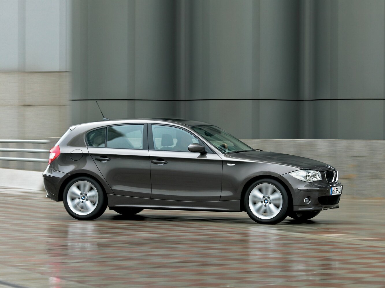 BMW 1 series I (E81/E82/E87/E88), 2004, фото 5