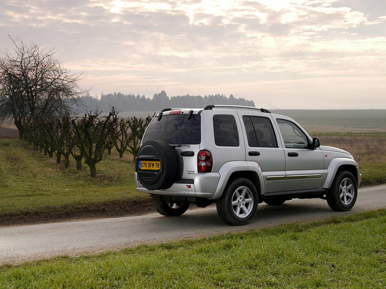 Jeep Cherokee III (KJ) Рестайлинг, 2005, фото 4