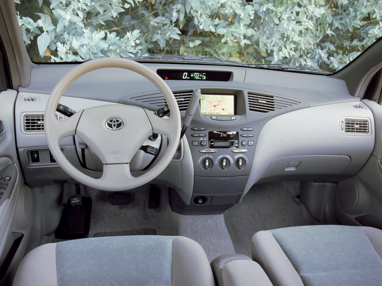 Toyota Prius I Рестайлинг (XW10), 2002, фото 3