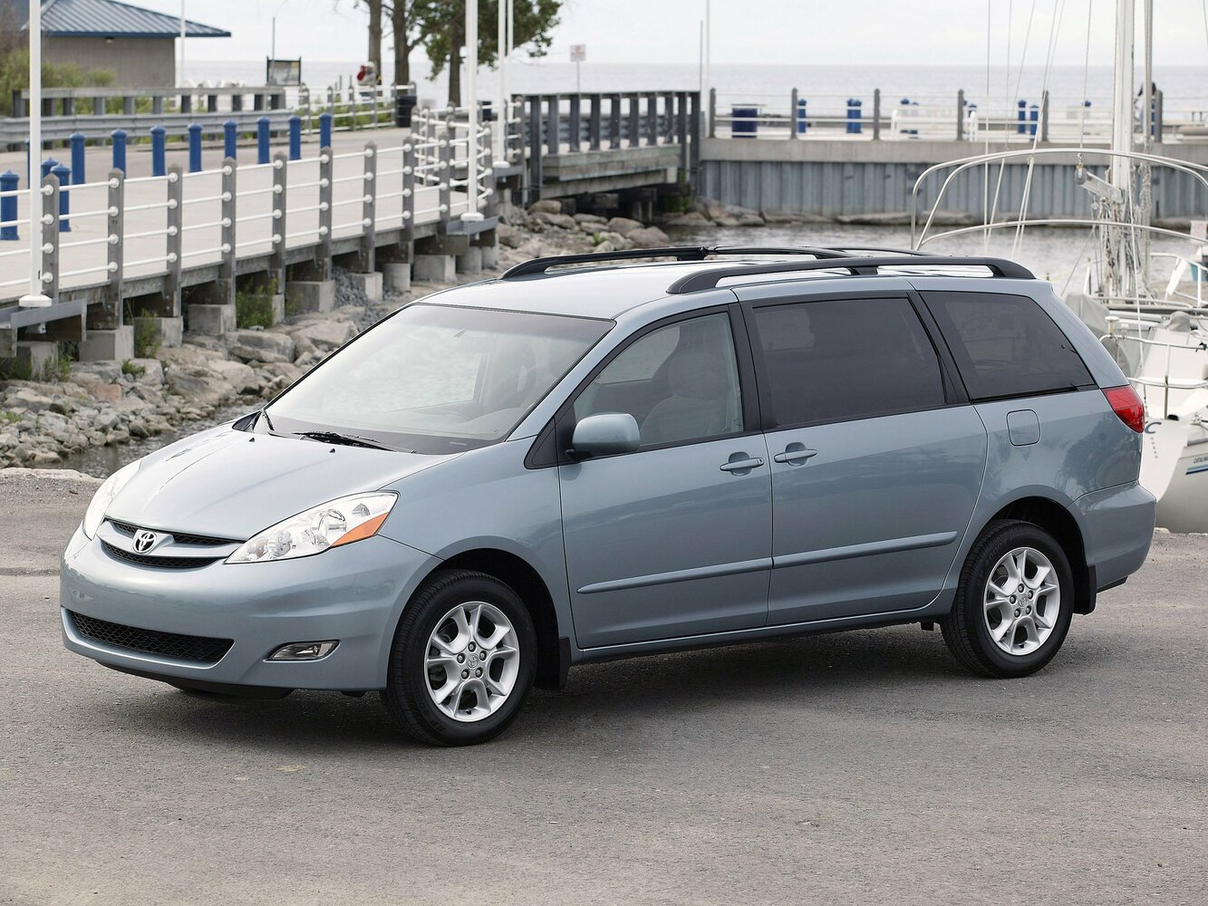 Toyota Sienna II Рестайлинг, 2006, фото 2