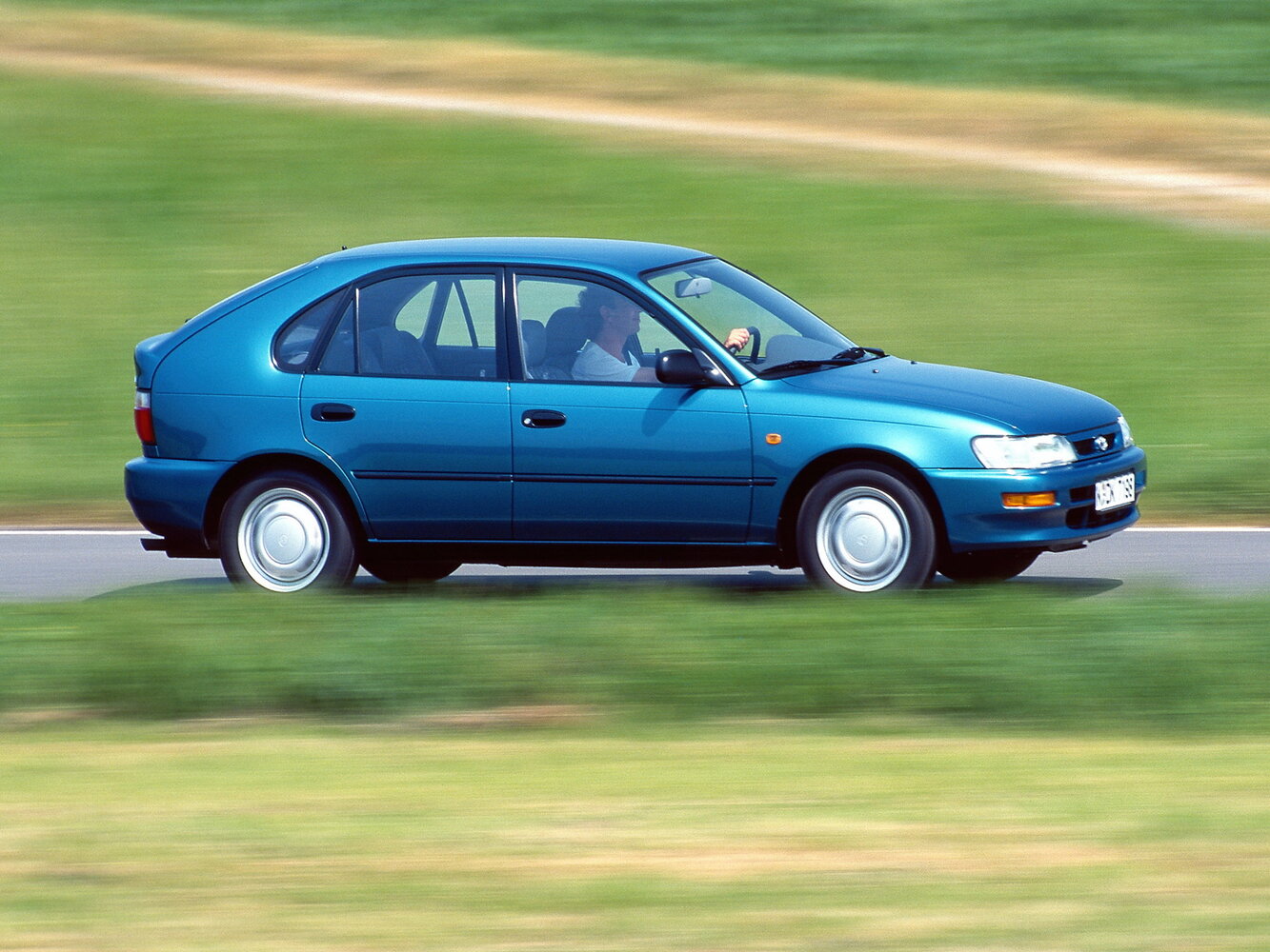 Toyota Corolla VII (E100), 1991, фото 2