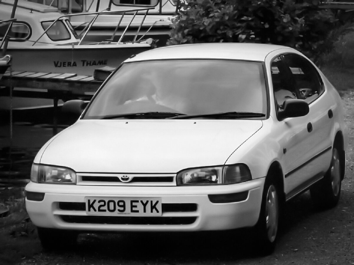 Toyota Corolla VII (E100), 2002, фото 4