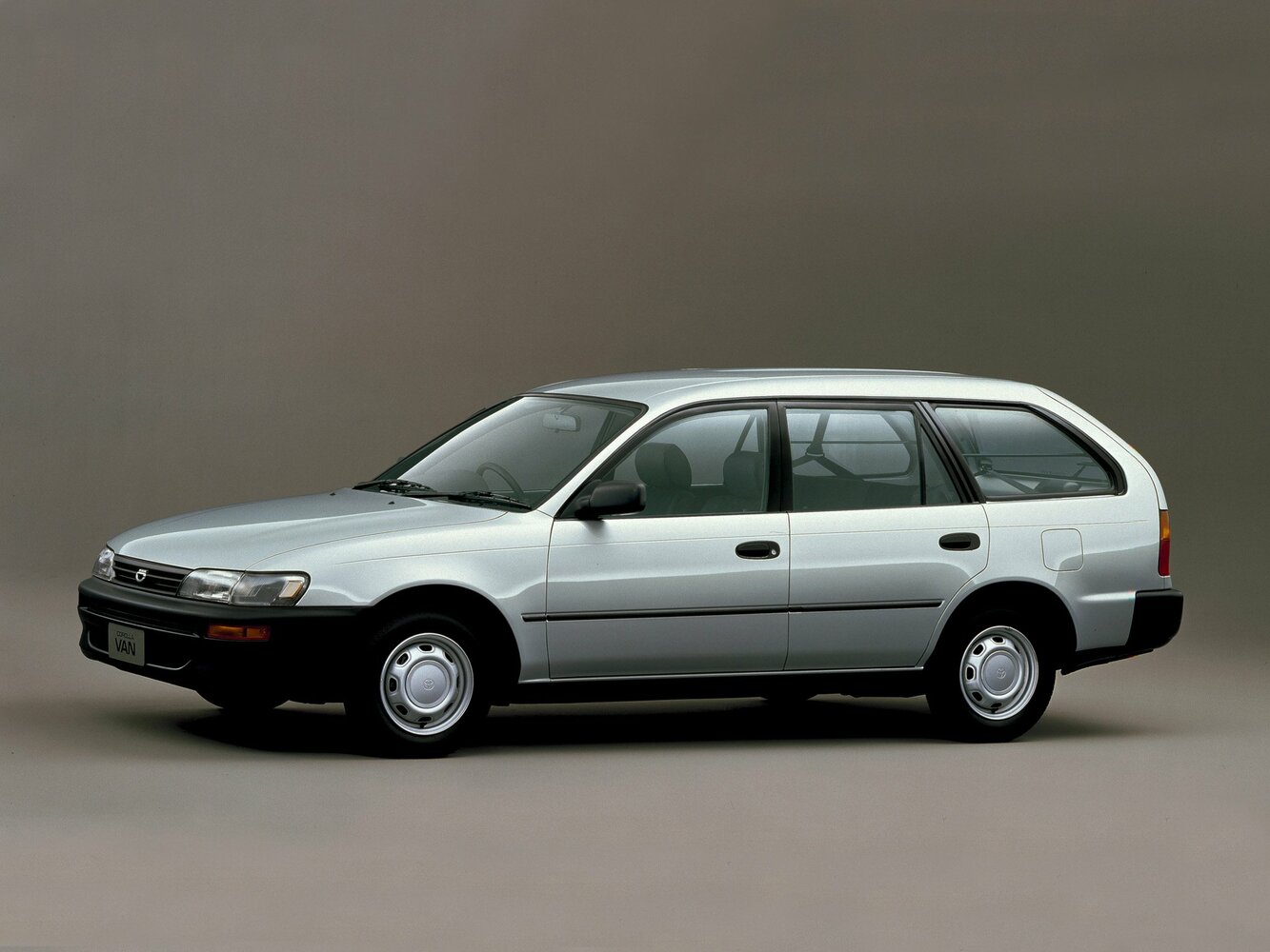 Toyota Corolla VII (E100), 1993, фото 1