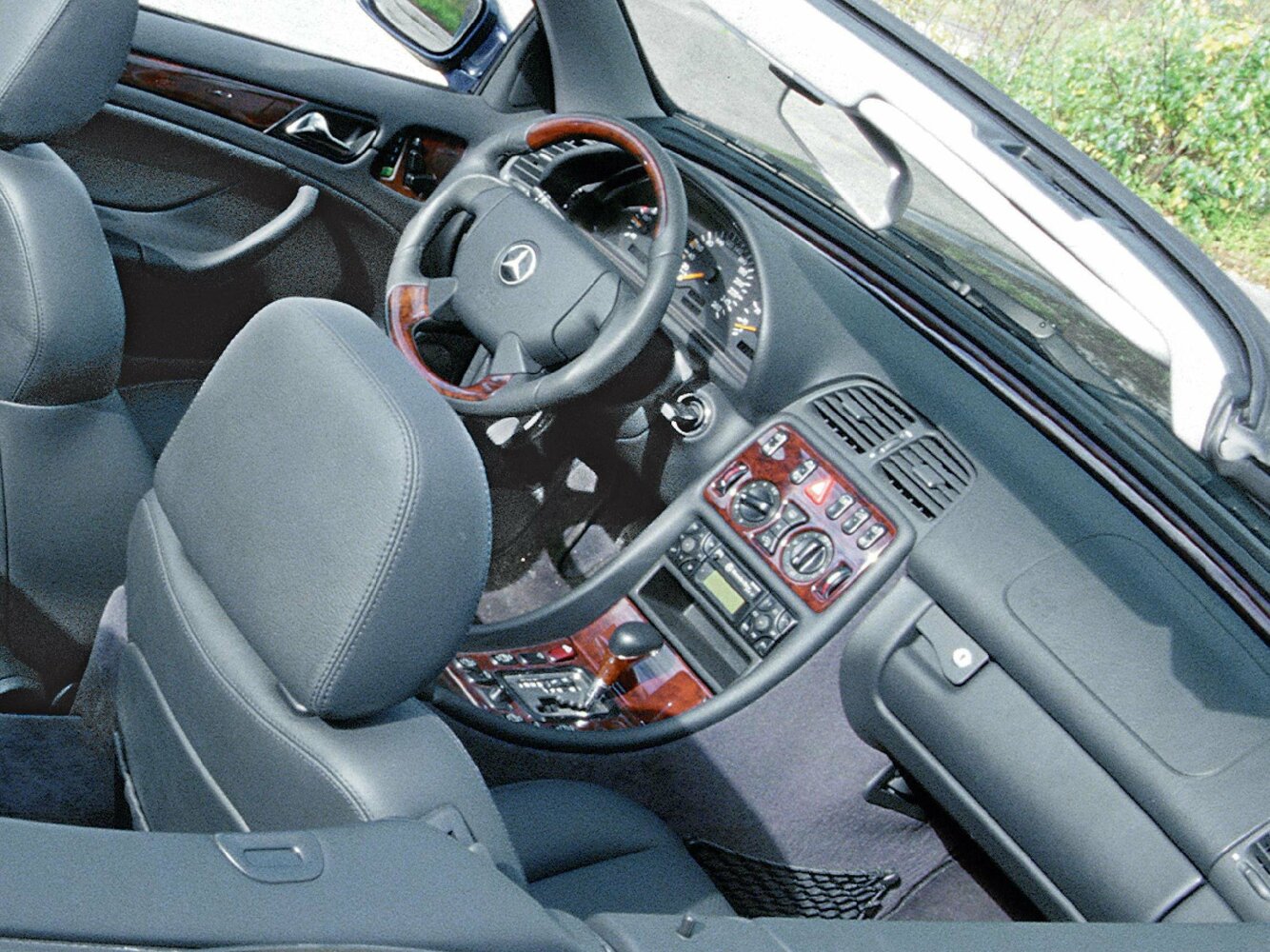 Mercedes-Benz CLK-Класс I (W208) Рестайлинг, 2003, фото 4