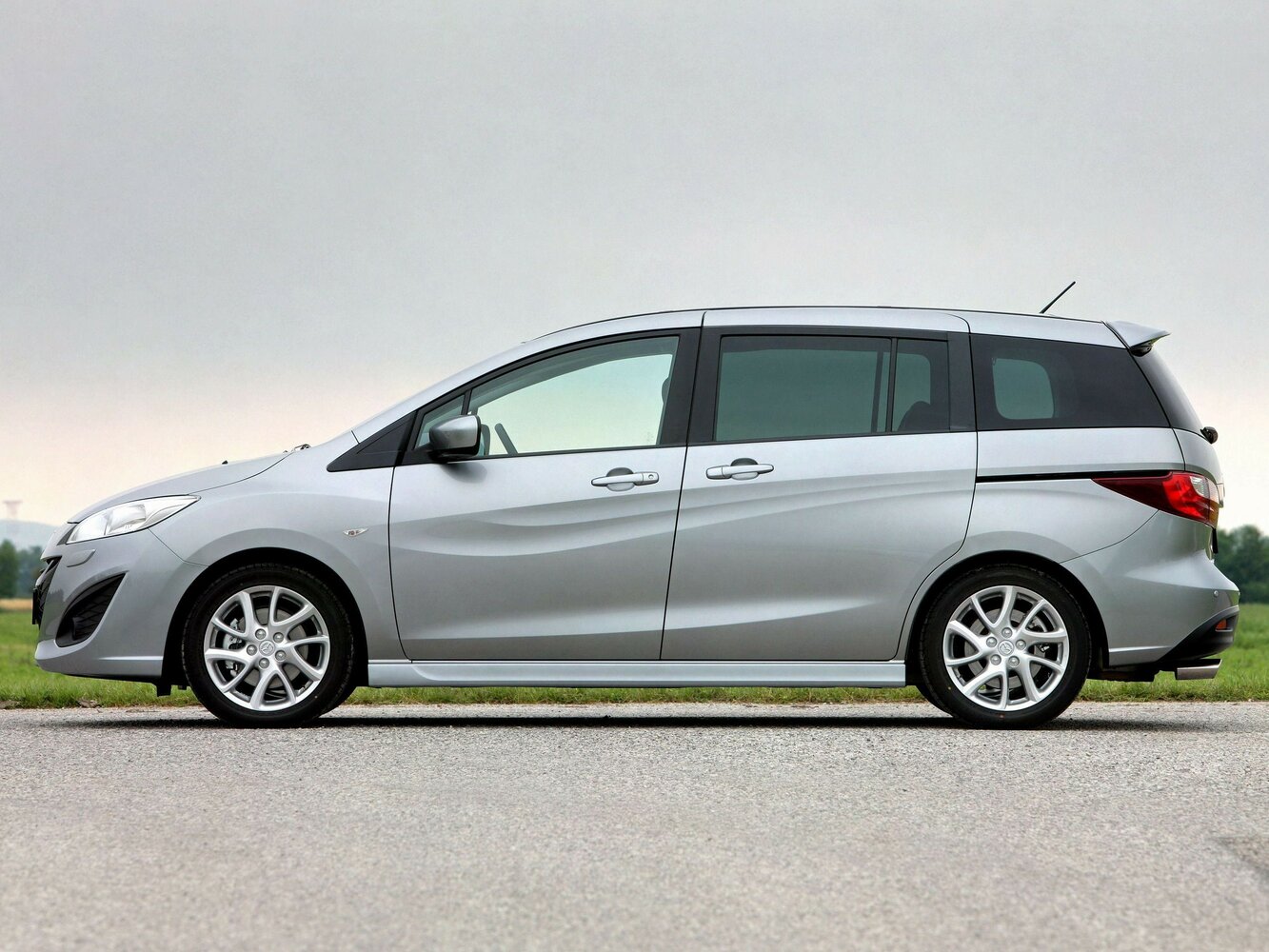 Mazda 5 II (CW), 2011, фото 7