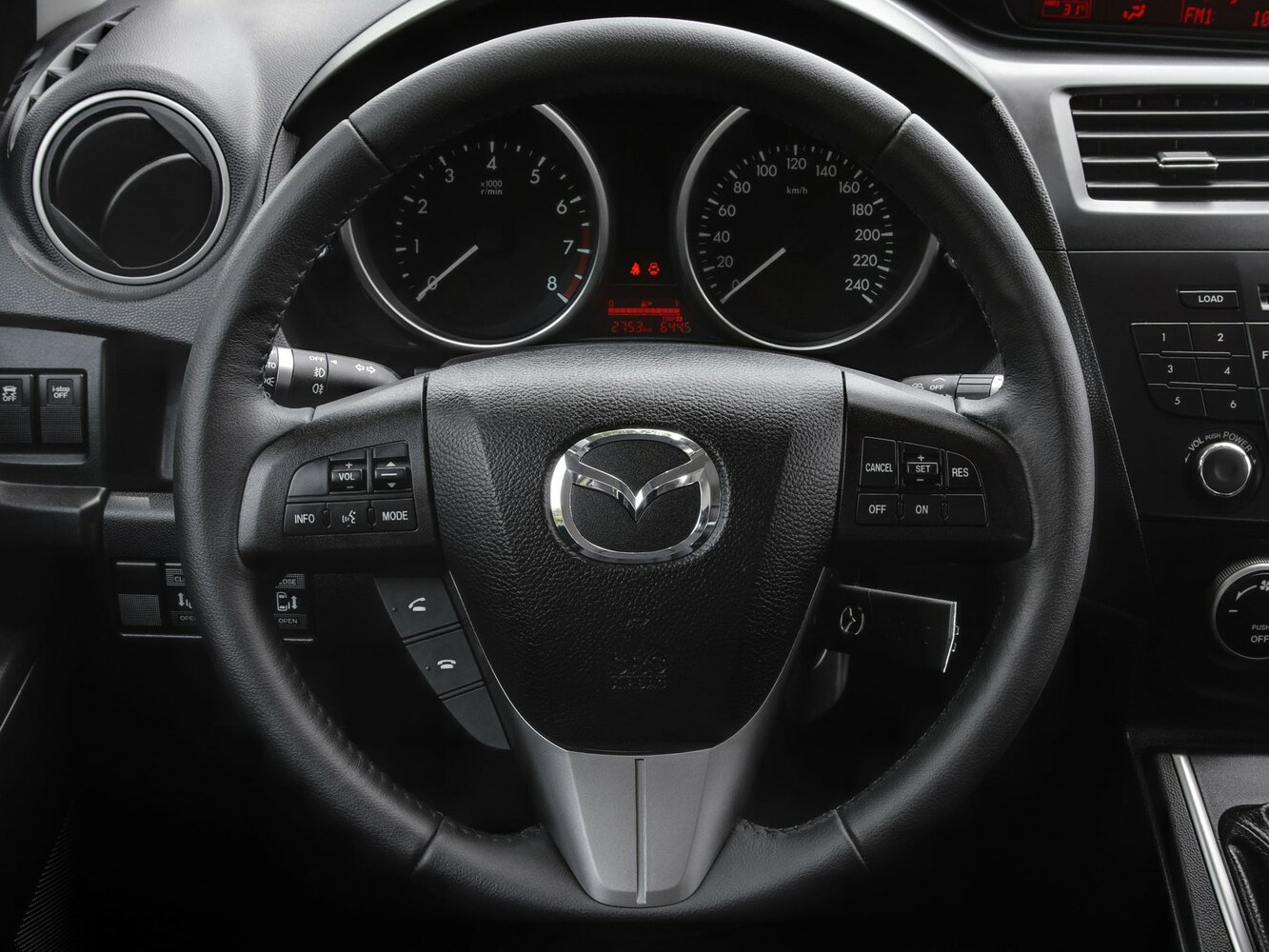 Mazda 5 II (CW), 2011, фото 11