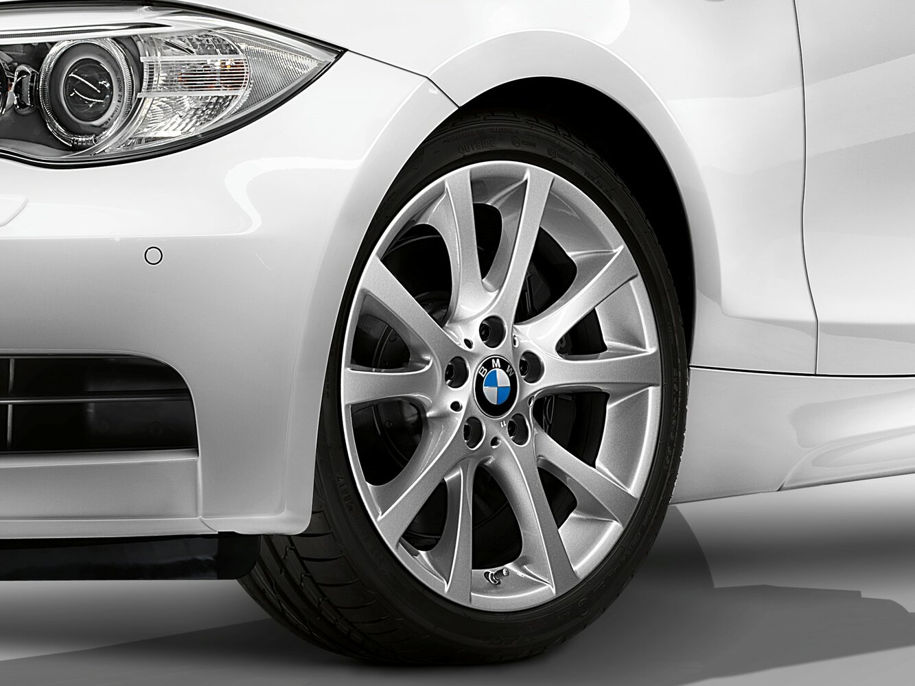 BMW 1 series I (E82/E88) Рестайлинг 2, 2014, фото 3