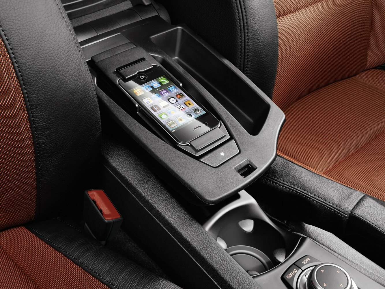 BMW 1 series I (E82/E88) Рестайлинг 2, 2014, фото 6