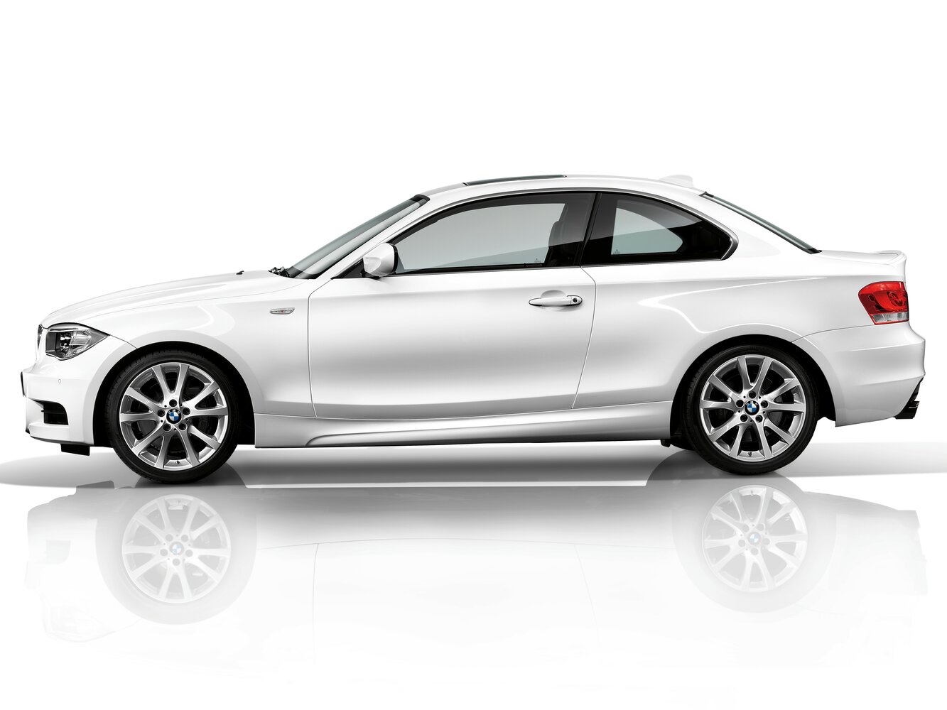 BMW 1 series I (E82/E88) Рестайлинг 2, 2014, фото 10
