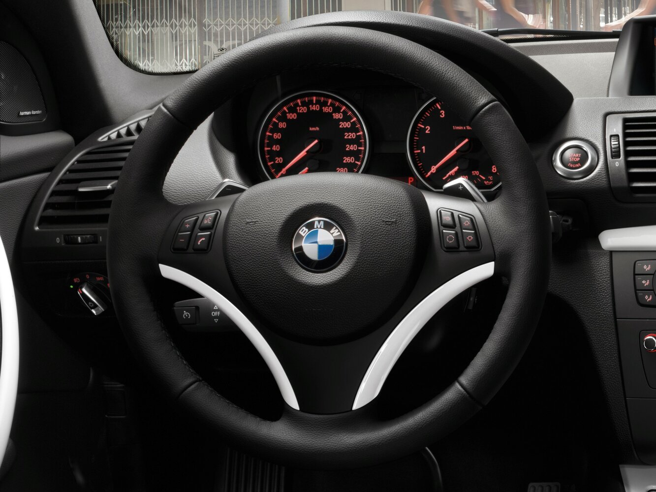 BMW 1 series I (E82/E88) Рестайлинг 2, 2014, фото 16