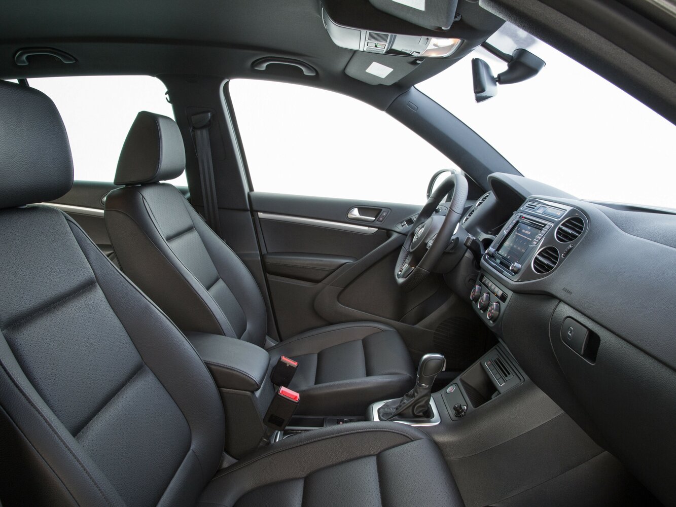 Volkswagen Tiguan I Рестайлинг, 2017, фото 3