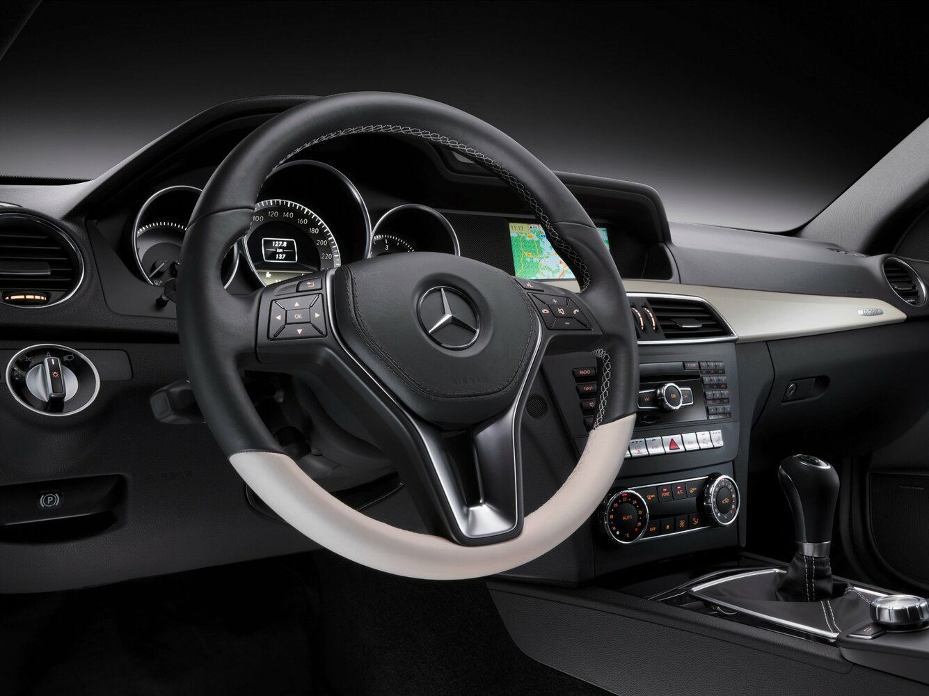 Mercedes-Benz C-Класс III (W204) Рестайлинг, 2011, фото 4