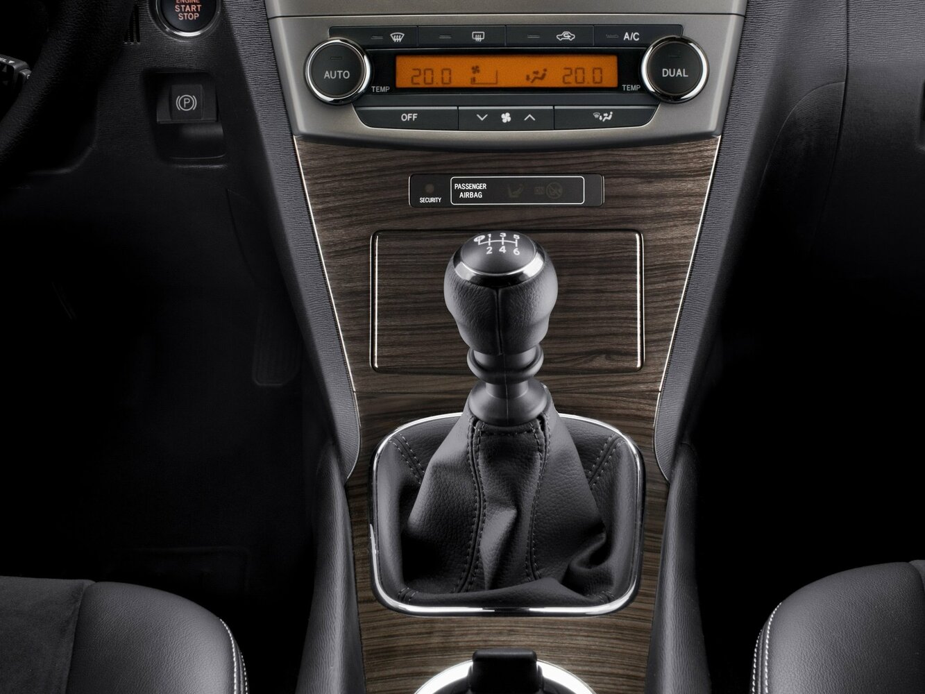 Toyota Avensis III Рестайлинг, 2013, фото 3