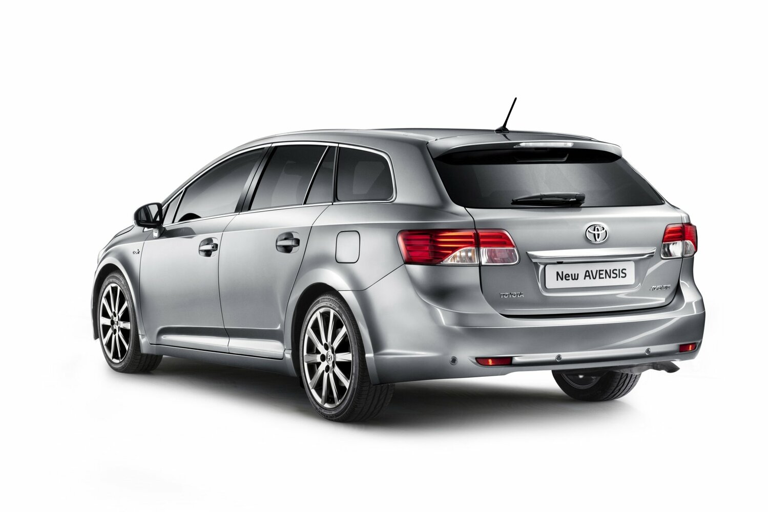 Toyota Avensis III Рестайлинг, 2013, фото 7