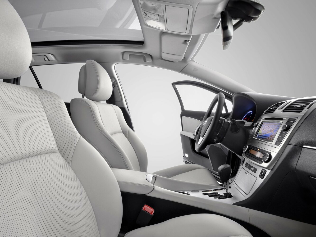 Toyota Avensis III Рестайлинг, 2013, фото 16