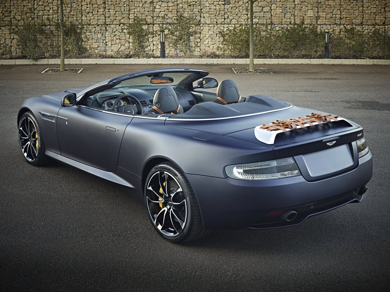 Aston Martin Virage II, 2011, фото 2