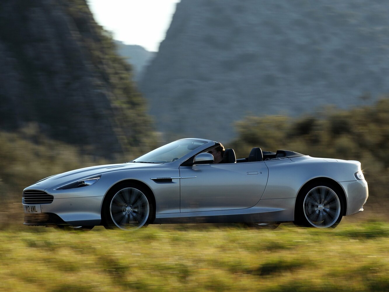 Aston Martin Virage II, 2011, фото 7