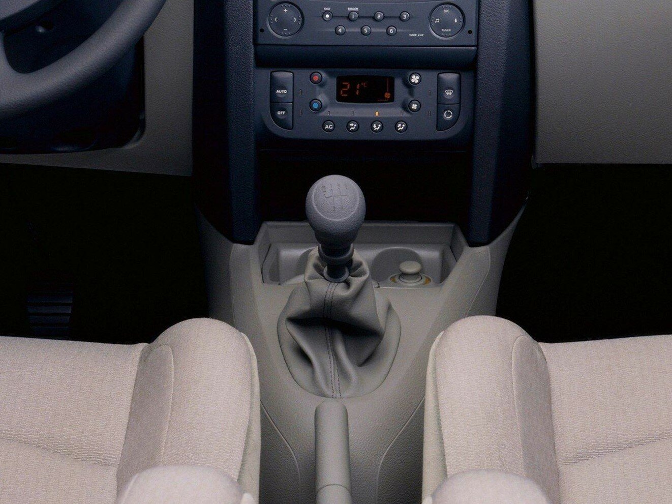 Renault Clio II Рестайлинг, 2001, фото 11