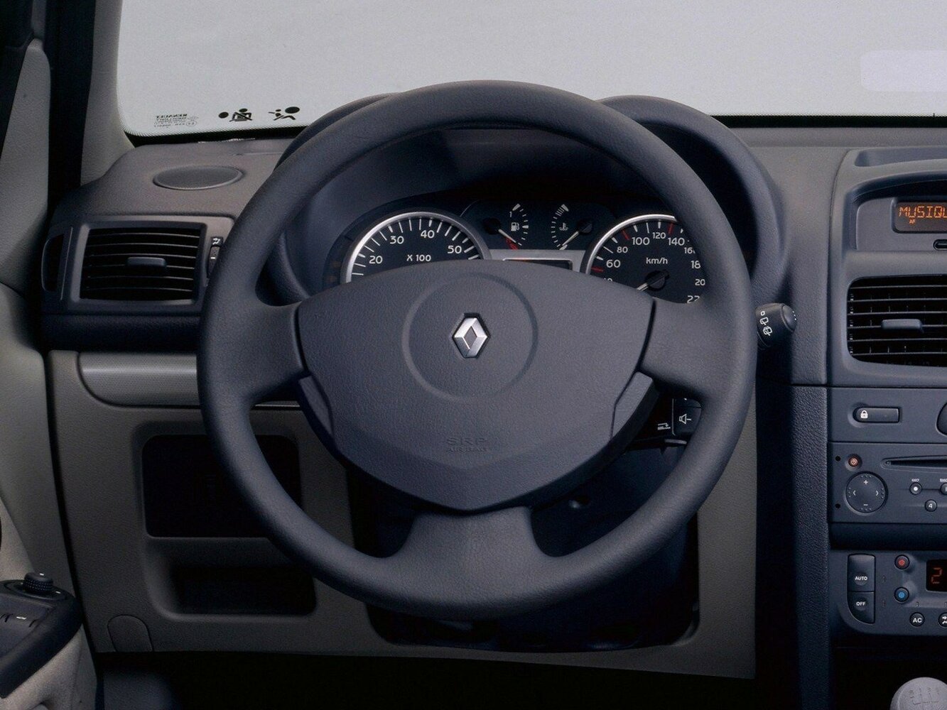 Renault Clio II Рестайлинг, 2001, фото 7
